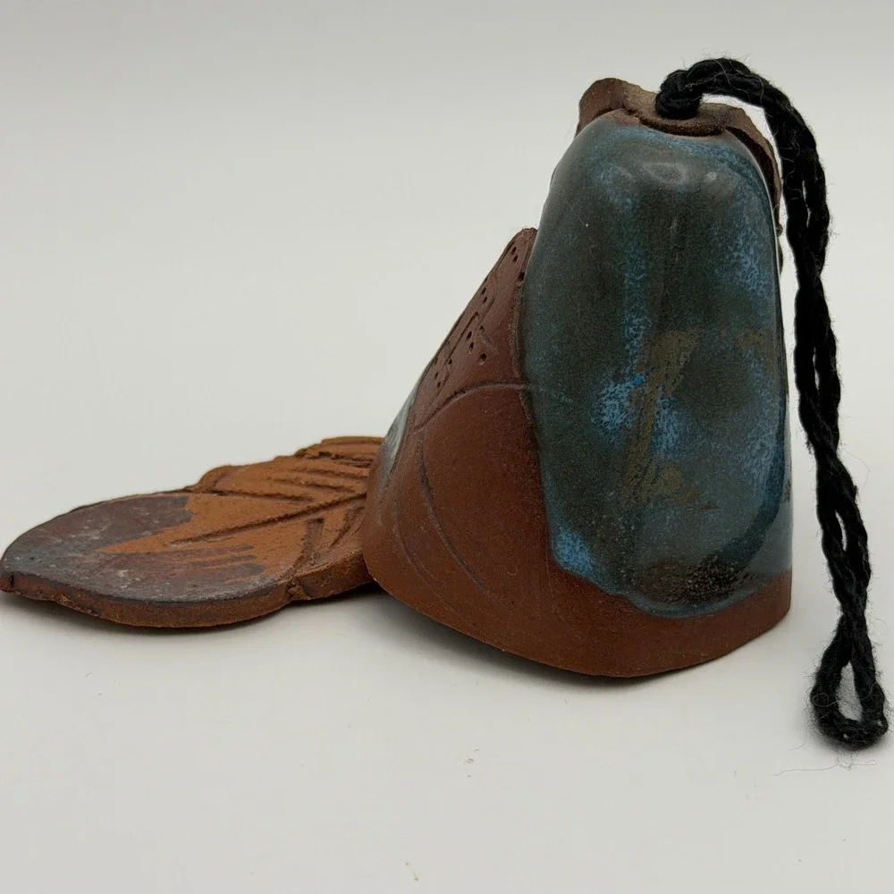 Southwestern Pueblo Clay Bell Ornament Terracotta Feather‎ Native Style Decor
